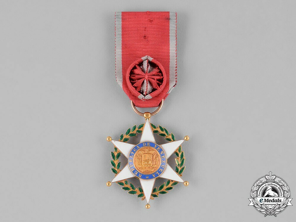 Order+of+merit%2c+ii+class+grand+officer+1