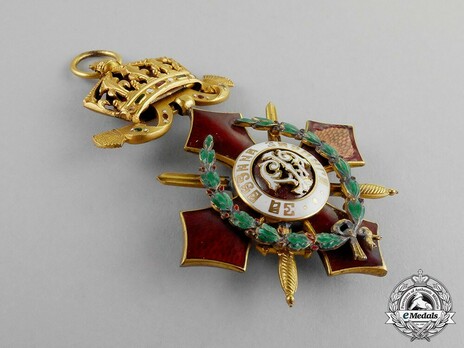 Order of Military Merit, IV Class (with war decoration) Obverse