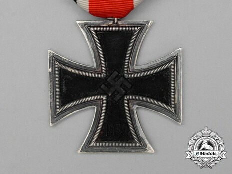 Iron Cross II Class, by Schenkl, #27 (Type 1 frame, "27") Obverse