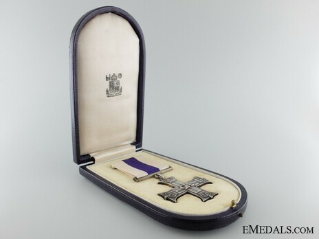 Silver Cross (1937-1948) in Case of Issue