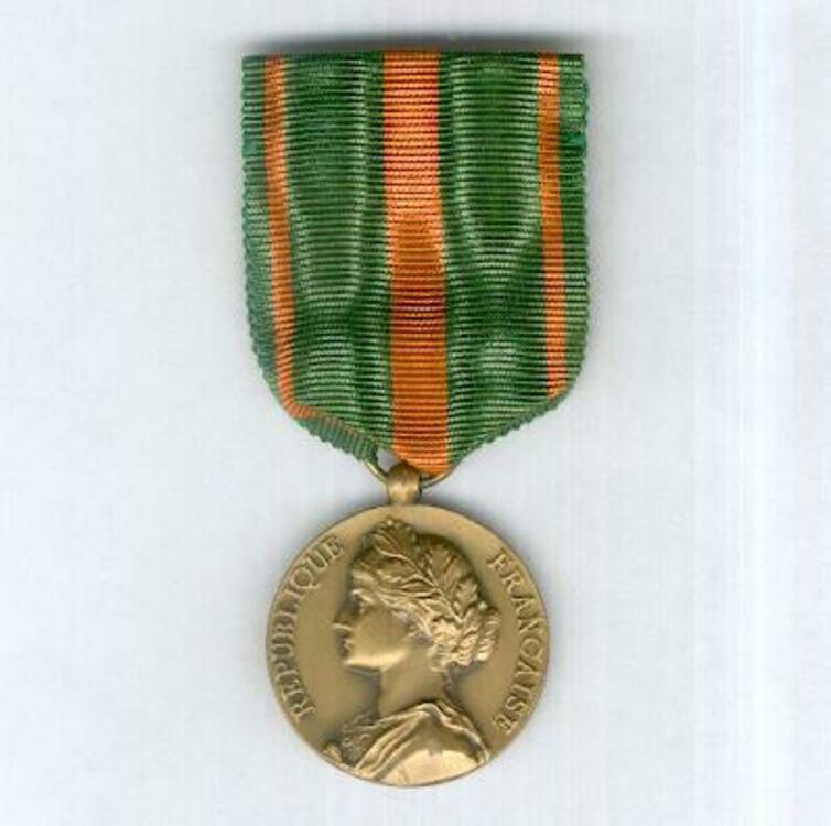 Bronze 12