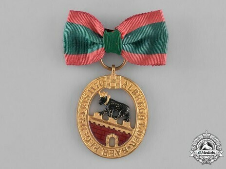 Order of Albert the Bear, Princess Cross Obverse