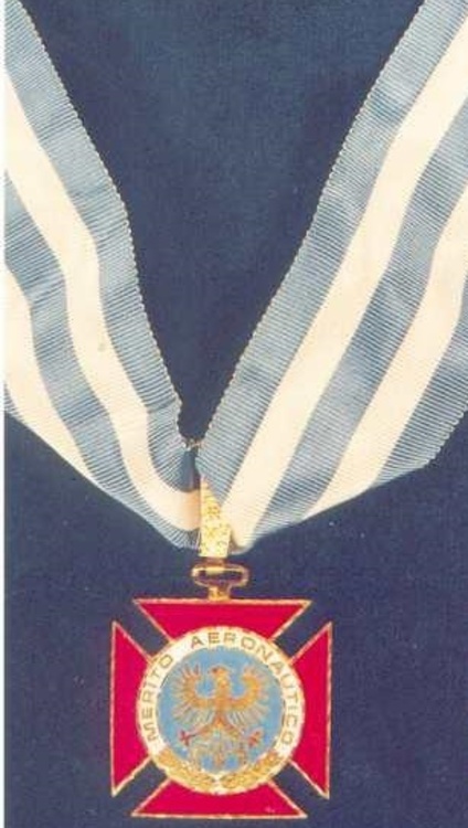 I+class+neck+badge+obverse