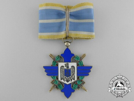 Order of Aeronautical Virtue, Type I, Military Division, Commander's Cross Obverse