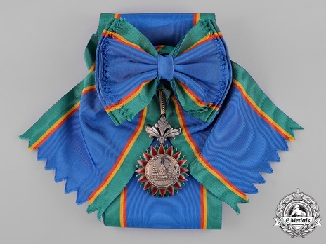 Order of the Crown of Thailand Grand Cross (I Class) Obverse