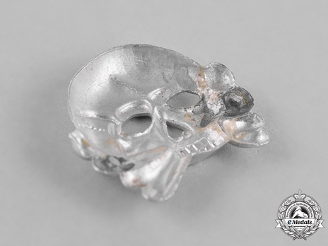 Allgemeine SS Metal Cap Death's Head Type I (aluminum) Reverse