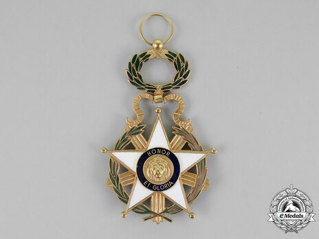 Extraordinary Grand Cross Obverse