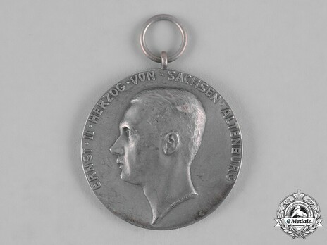Medal for Art and Science, Type III, in Silver Obverse
