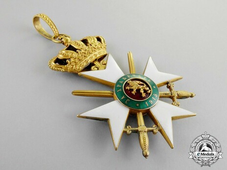 Military Order for Bravery, I Class Grand Officer Officer (letters on green background) Obverse