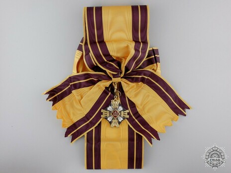 Order of Gediminas, Type II, I Class Cross Obverse