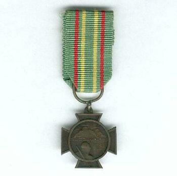 Miniature Lapland War Commemorative Cross Obverse