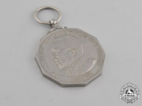 Medal for the 10th Anniversary of the Presidency of Mzee Jomo Kenyatta Obverse