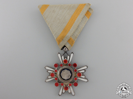 Order of the Sacred Treasure, VI Class Obverse