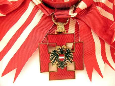 I Class Grand Cross with Eagle (by Anton Reitterer) Obverse