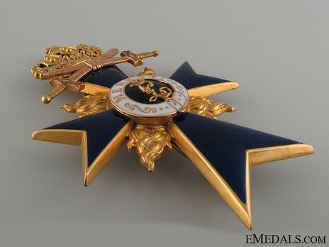 Order of Military Merit, Military Division, Officer Cross (in gold) Obverse