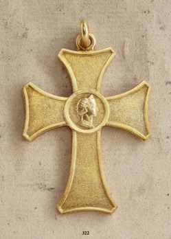 Honour Decoration for Female Domestic Servants, Gold Cross Obverse
