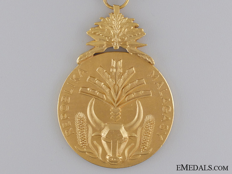 Order of Merit, Type I, Commander Obverse
