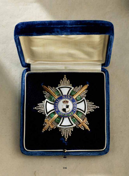 House Order of Hohenzollern, Type II, Military Division, Small Cross for Princes Obverse