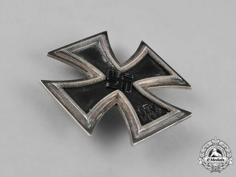 Iron Cross I Class, by Klein & Quenzer (unmarked) Obverse