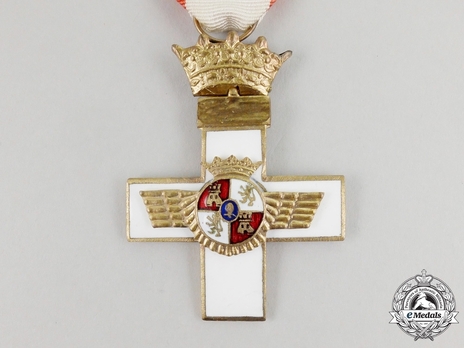 1st Class Cross (white distinction) Obverse
