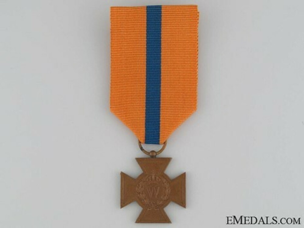 Dutch+bronze+cross+photo+%282%29