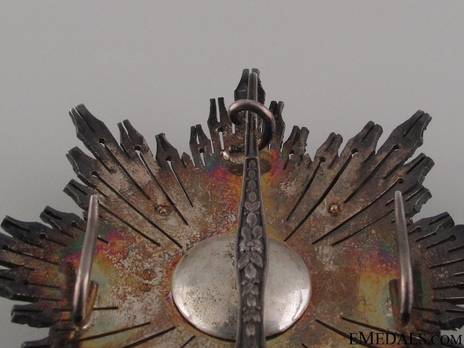 2nd Class Breast Star (white distinction pension) (with coat of arms of Castile and Leon, and Imperial Crown) (Silver gilt) Reverse