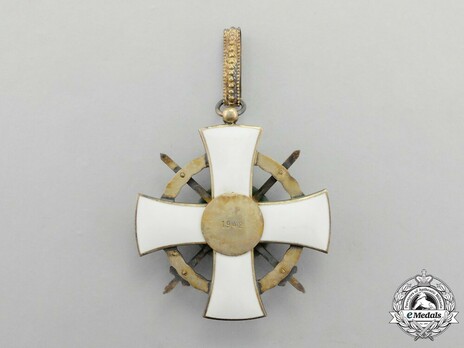 Order of the Holy Crown, Grand Officer, Military Division (with War Decoration) Reverse
