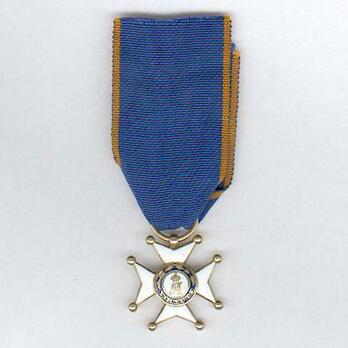 Merit Order of Adolph of Nassau, Civil Division, Knight's Cross Obverse