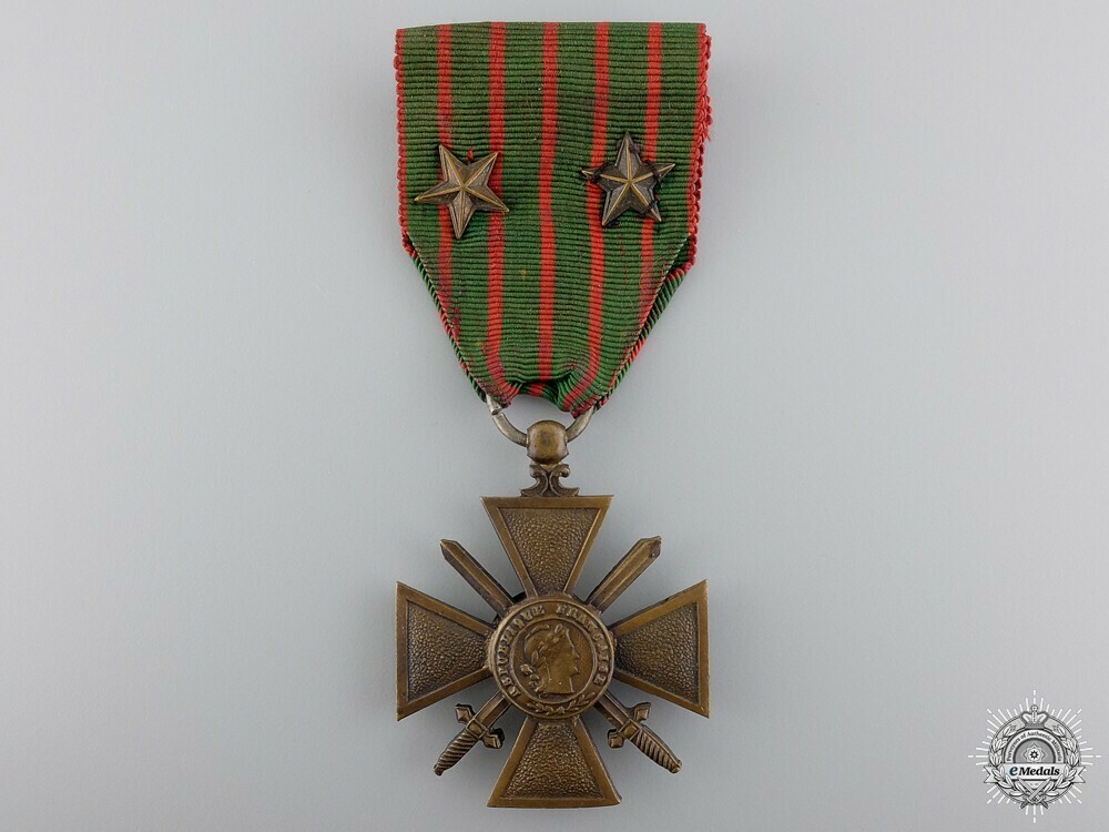 2 bronze stars