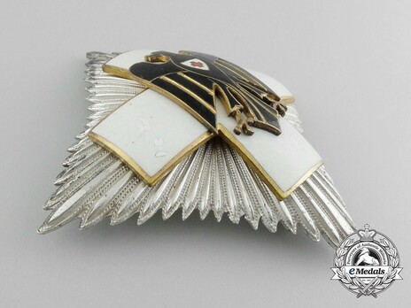 Decoration of Honour Breast Star Obverse