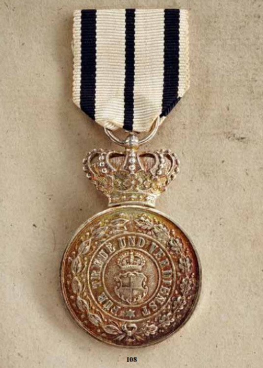 Silver+merit+medal+with+crown%2c+obv+