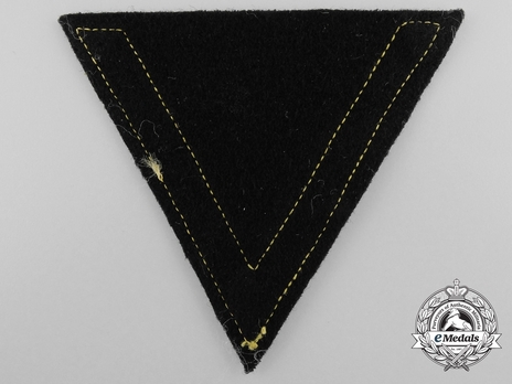 Kriegsmarine Gefreiter Chevron (1938-1945 version) Reverse