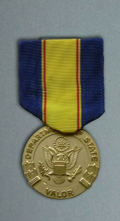Award+for+valor