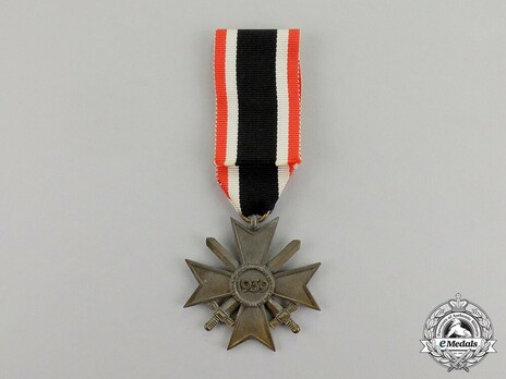 War Merit Cross II Class with Swords (unmarked, zinc) Reverse