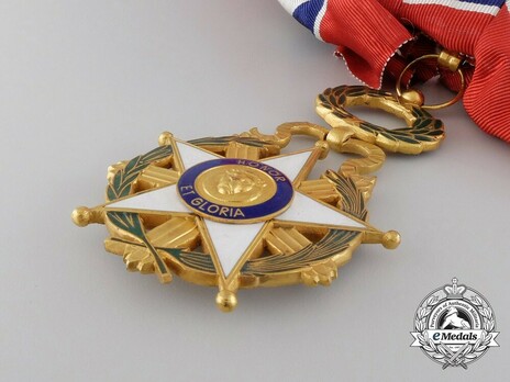 Grand Cross Obverse