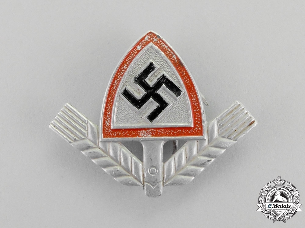 M17 575