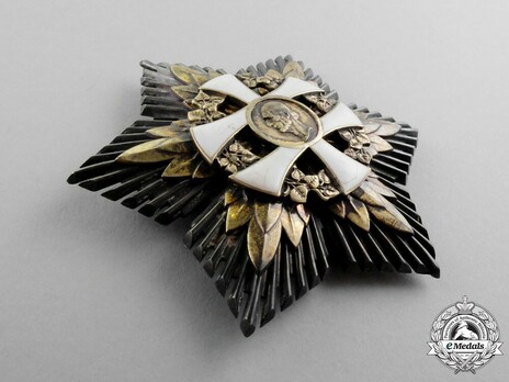 Order of the Slovak Cross, I Class Grand Cross Breast Star Obverse