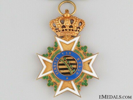 Military Order of St. Henry, Type III, Knight Cross (in gold) Reverse