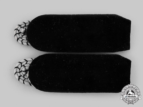 RAD 2nd Pattern Arbeitsführer Shoulder Boards Reverse