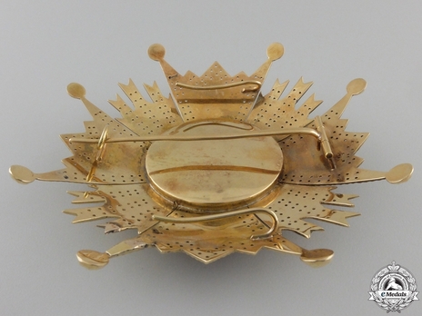 Grand Cross Breast Star (Gold) Reverse