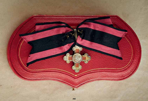Order of Olga, Cross (in silver gilt, for women) Obverse