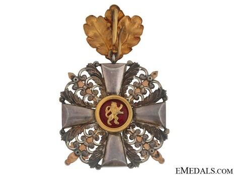 II Class Knight with Swords (with oak leaves, in silver gilt) Reverse