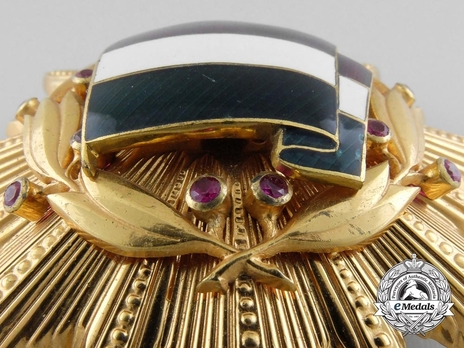 I Class with Rubies (1956-1976) Obverse Detail