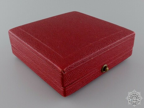 House Order of Hohenzollern, Type II, Military Division, I Class Honour Cross Case of Issue Obverse