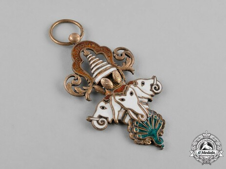 Order of a Million Elephants and the White Parasol, Knight Obverse
