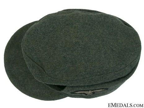 Waffen-SS NCO/EM's Visored Field Cap M43 (two button version) Top