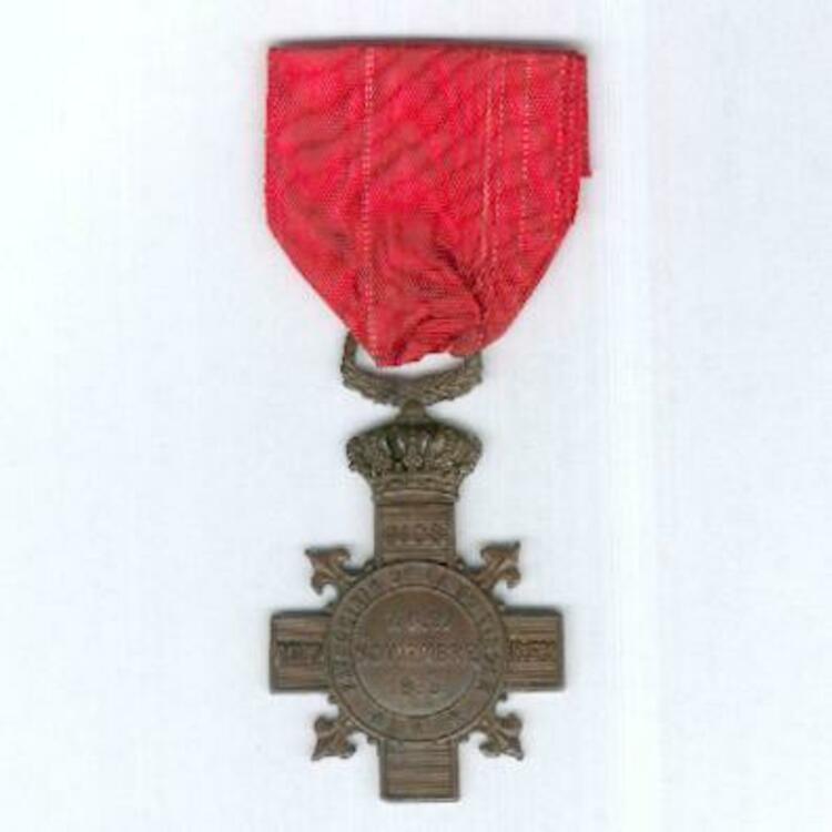 Carlist+medal+for+montejurra