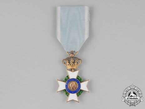 Order of the Redeemer, Type I, Knight's Cross, in Gold Obverse