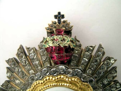 Commander Breast Star (with brilliants) Obverse Detail