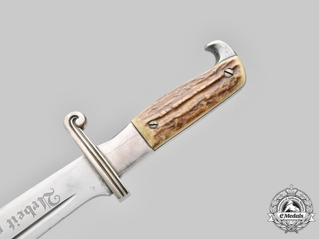 RAD Hewer M34 by C. Eickhorn Obverse Grip